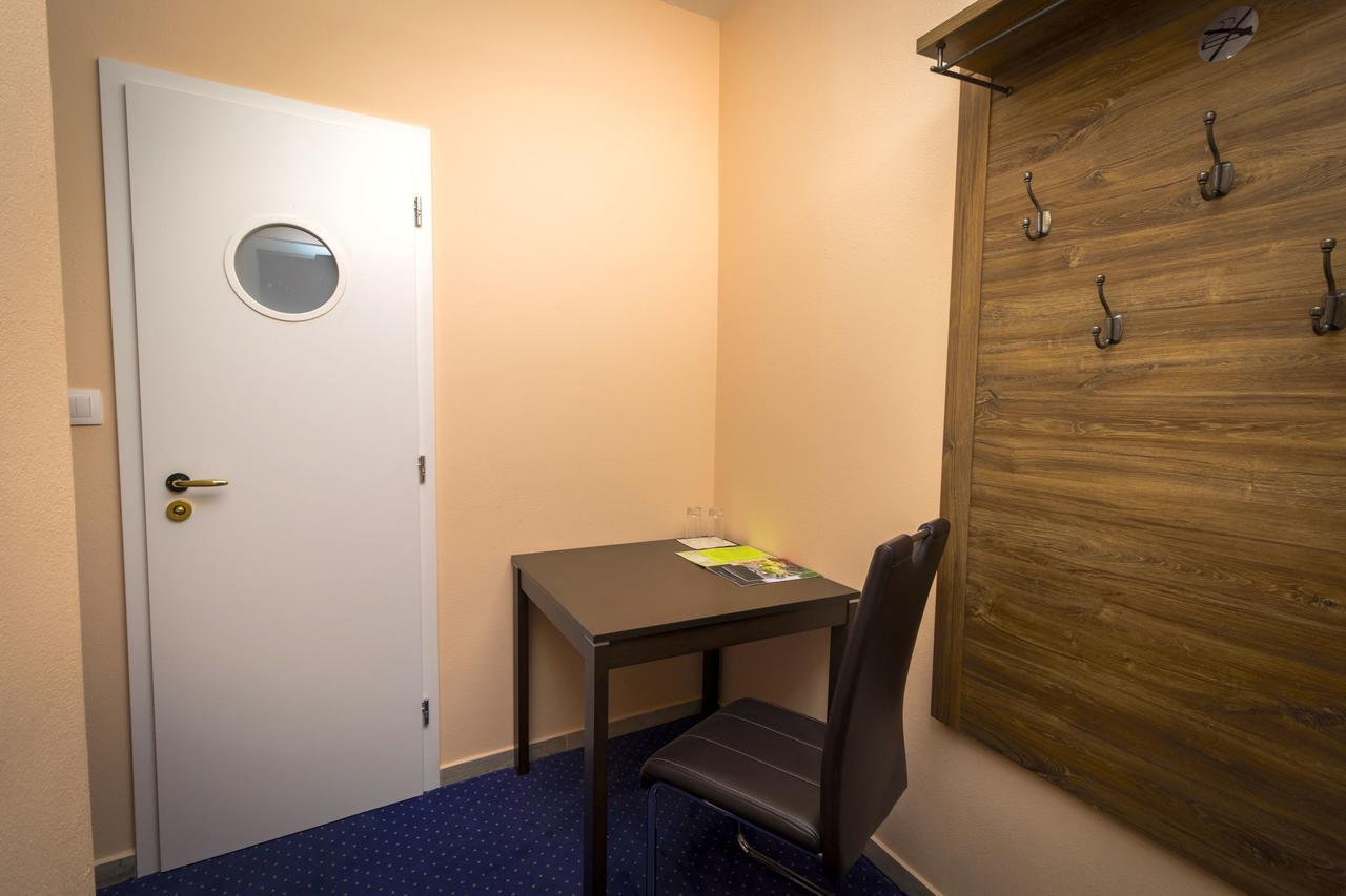 Hotel Penzion Gremium Bratislava Exteriér fotografie